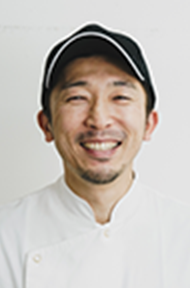 菅又亮輔 シェフ