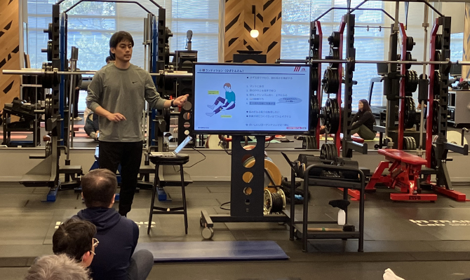 もりながら運動～ひざのストレッチ～