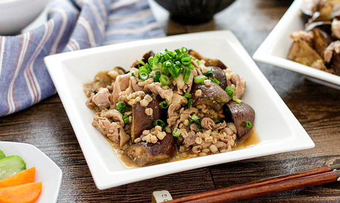 もち麦を使ったナスと豚肉のレシピ