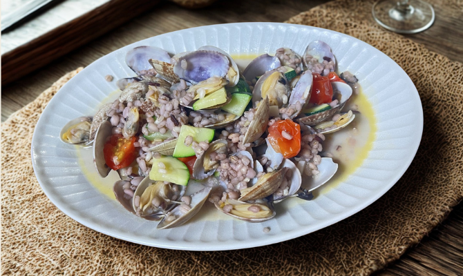もち麦と雑穀で作るアサリのフレーグラ風
