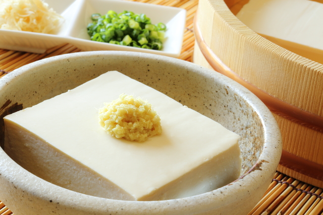 女性 ホルモン 増やす 食べ物