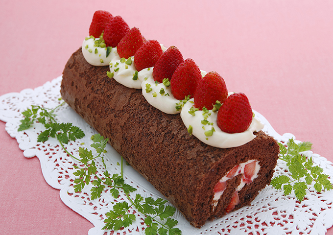 苺と白いダースのロールケーキ 天使のお菓子レシピ 森永製菓株式会社