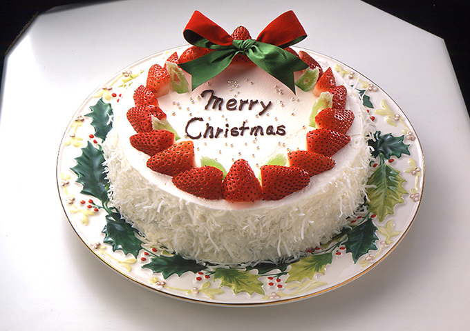 クリスマスリース風ケーキ | 天使のお菓子レシピ | 森永製菓株式会社