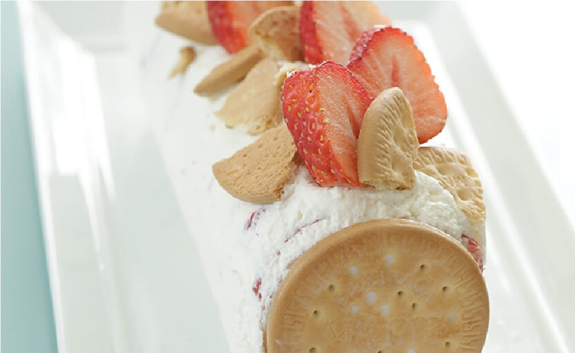 森永マリービスケットのロールケーキ風