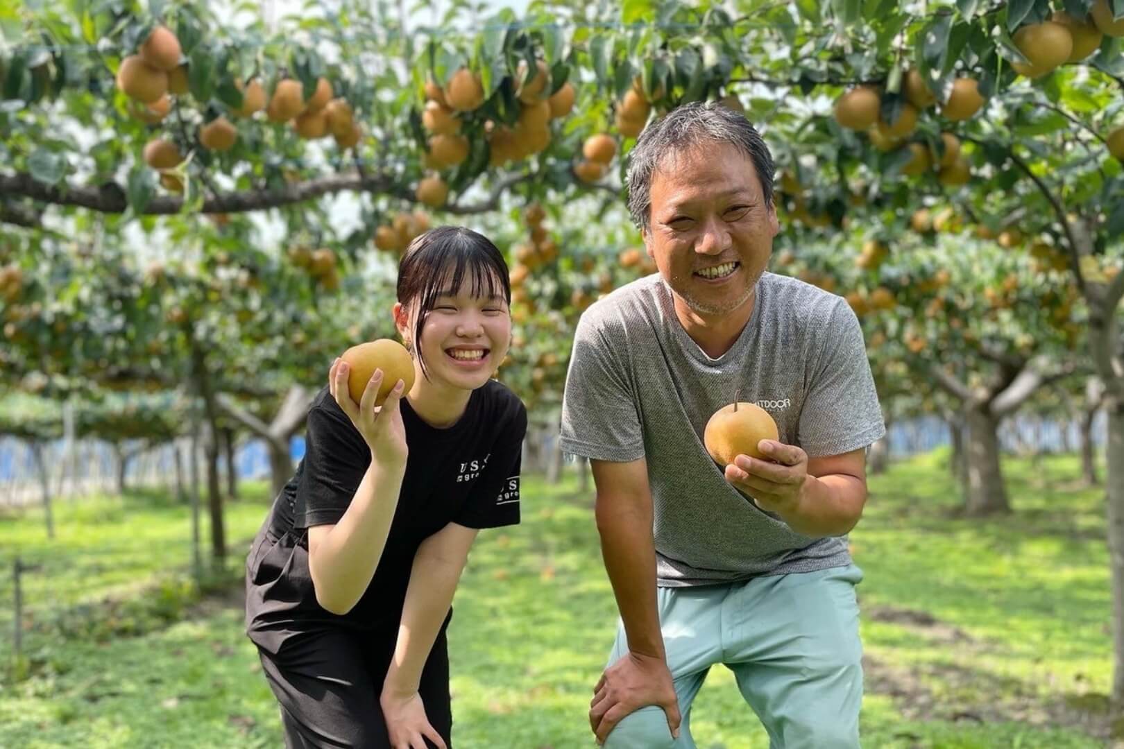 農家へひんぱんに足を運び、そこで知った作り手の姿や想いを伝える取り組みも始めた。